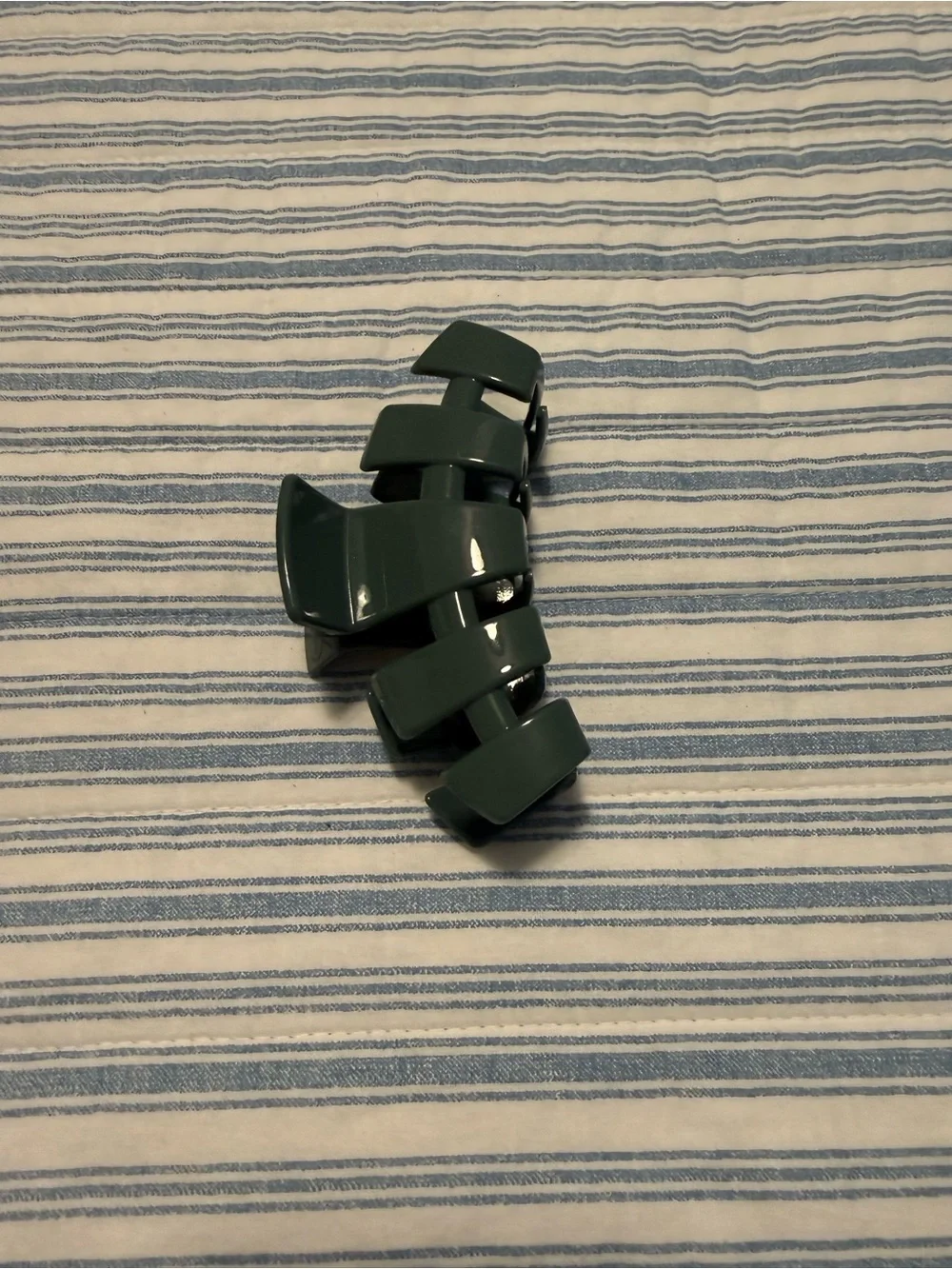 Teleties Medium Dark Teal Green Hair Clip
